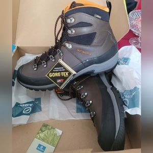 Scarpa Revolution plus gtx brown hiking boot